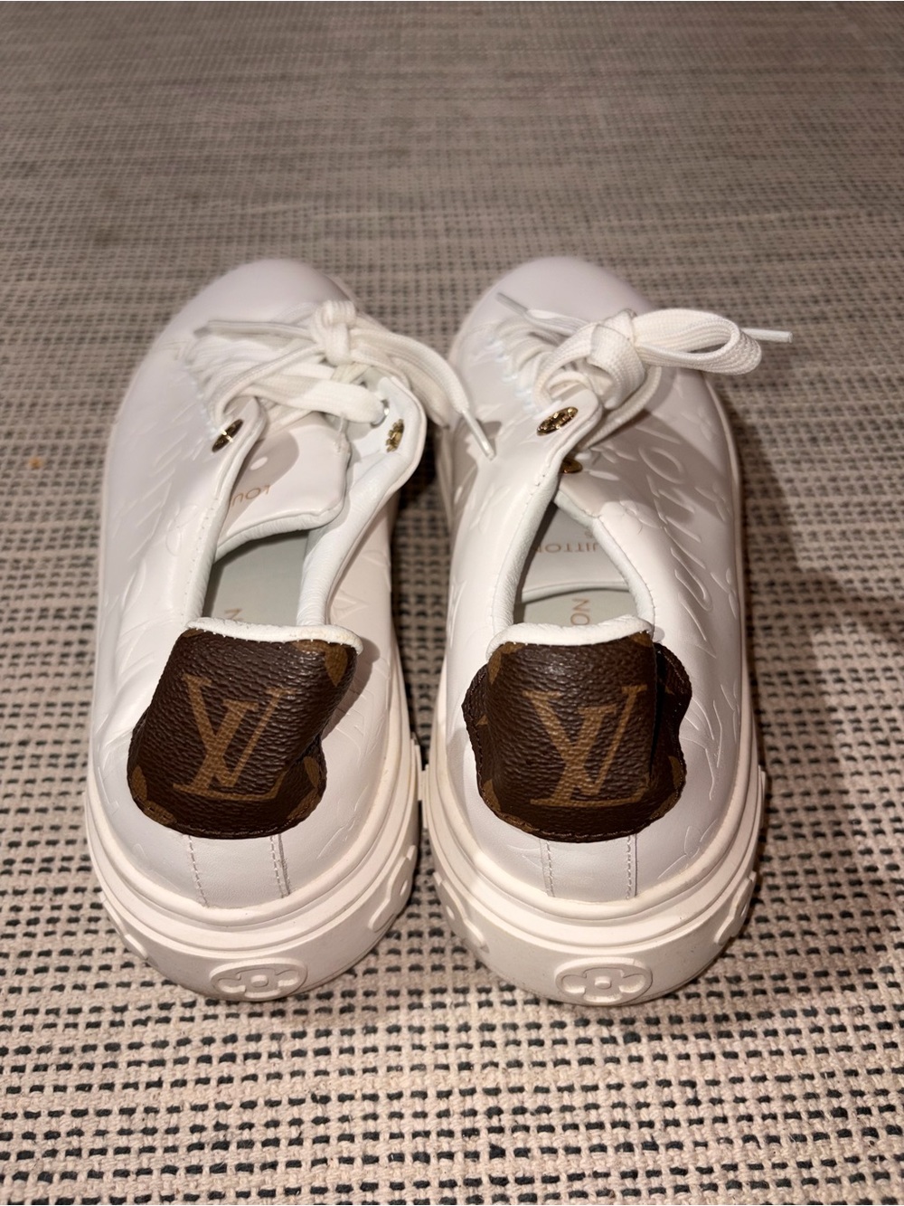 LOUIS VUITTON Women's Time Out Sneaker Size 40/US10 - Picture 7 of 11